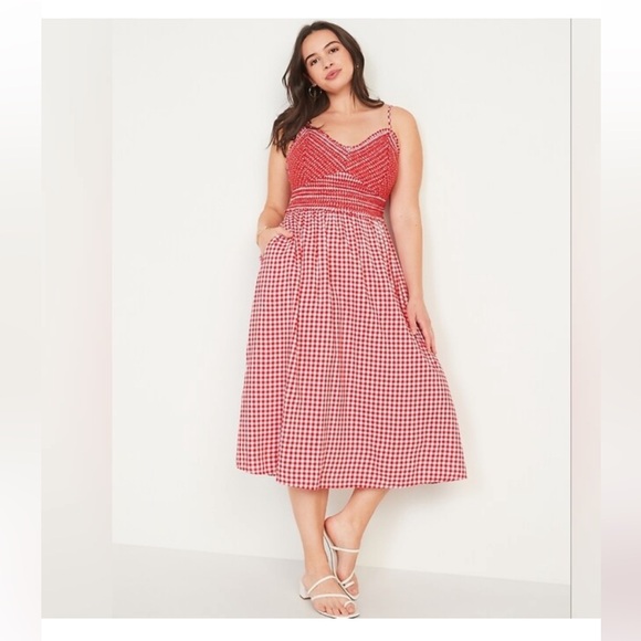 Red Gingham Midi Dress with Smocked Bodice - Picture 11 of 11